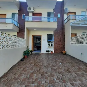 https://casa-na-praia-de-ingleses.santa-catarina-brasil.com